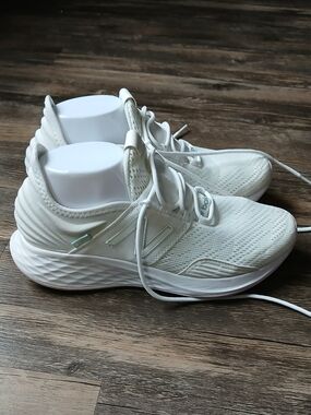 New Balance Off-White Fresh Foam Running Sneakers with Mint Accents